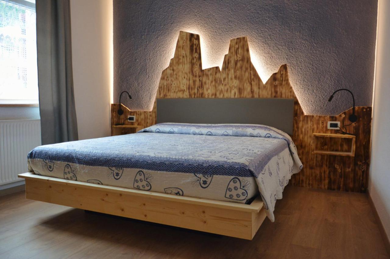 Hotel Nes Crepes Поцца-ди-Фасса Экстерьер фото