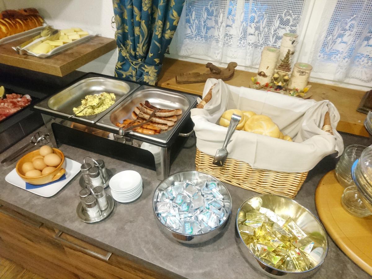 Hotel Nes Crepes Поцца-ди-Фасса Экстерьер фото